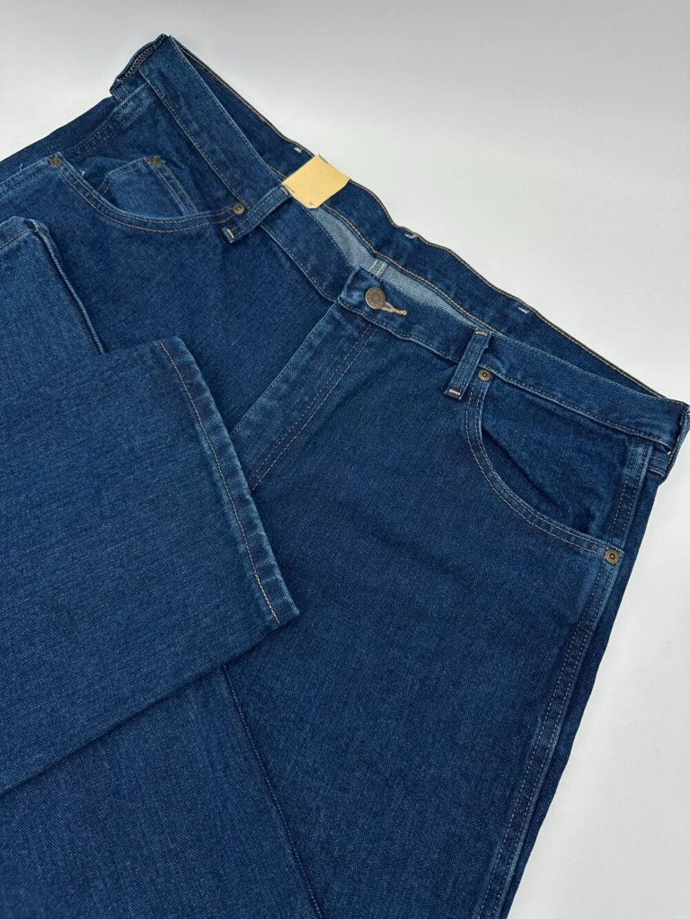 Wrangler Men's Rugged‎ Wear Relaxed Fit Work Jeans, Size W40 x L34, Antique Navy